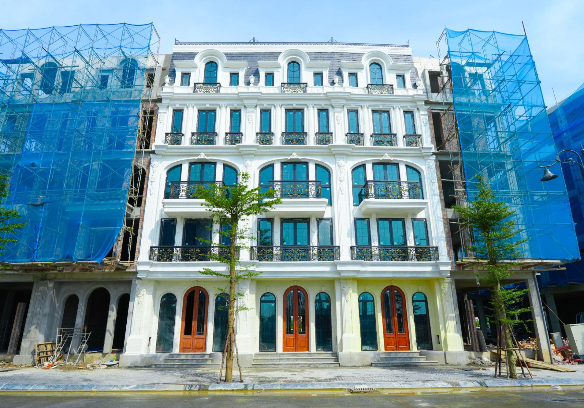 Mặt trước của liền kề shophouse tại dự án Noble Palace Tây Thăng Long