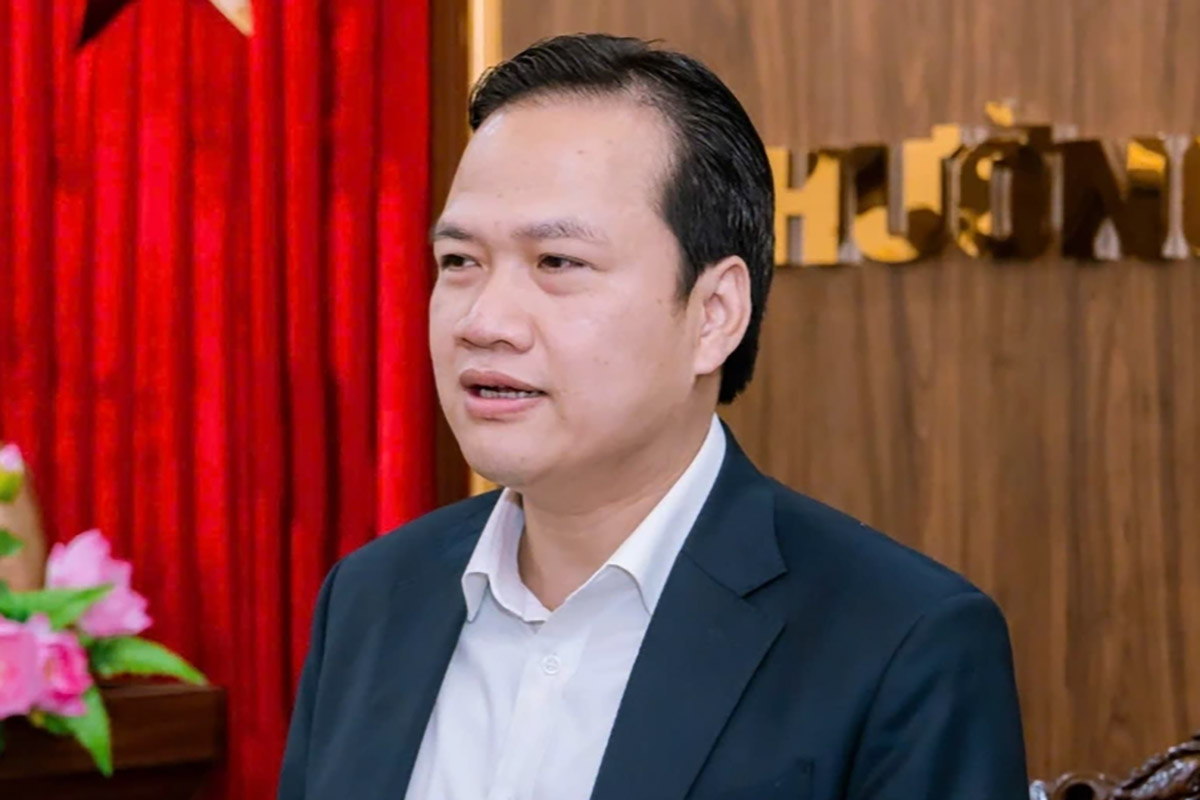 Bí thư Đảng ủy P.Đông Ngạc Ngô Văn Nam chỉ đạo tại hội nghị