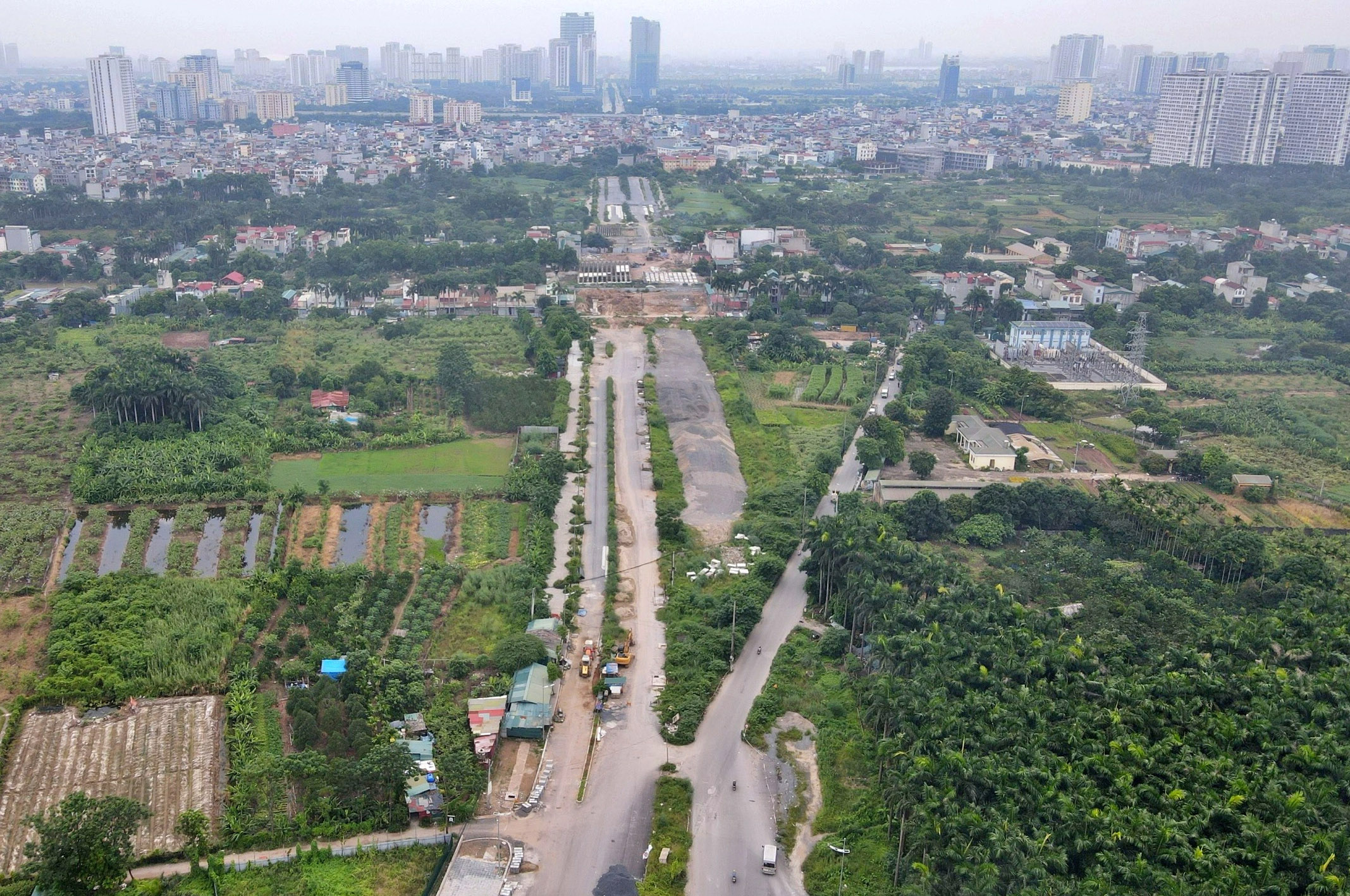 Dự án đầu tư xây dựng đường Tây Thăng Long, đoạn đi qua địa bàn P.Đông Ngạc đang tắc giải phóng mặt bằng khiến tuyến đường nghìn tỉ chưa phát huy được hiệu quả